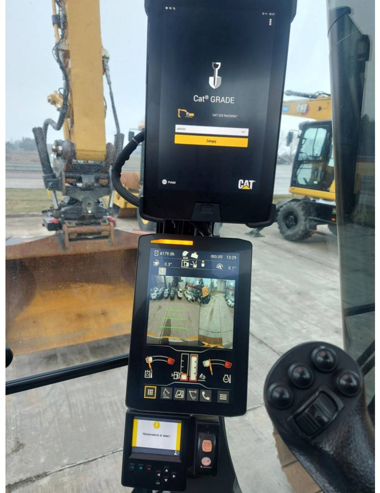 CAT 323 - Excavadora de cadenas: foto 5 CAT 323 - Excavadora de cadenas: foto 5