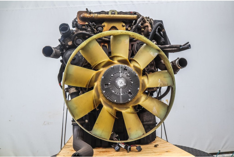 Mercedes-Benz OM934LA EURO6 210PS - Motor para Camión: foto 4 Mercedes-Benz OM934LA EURO6 210PS - Motor para Camión: foto 4