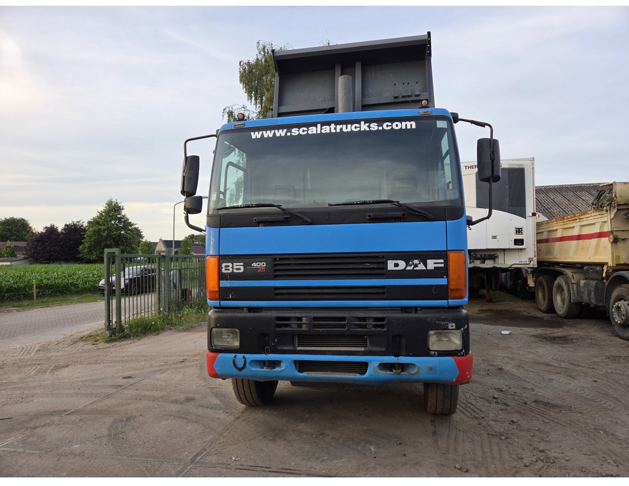 DAF 85 400 ATI 6x4 Tipper - Camión volquete: foto 5 DAF 85 400 ATI 6x4 Tipper - Camión volquete: foto 5