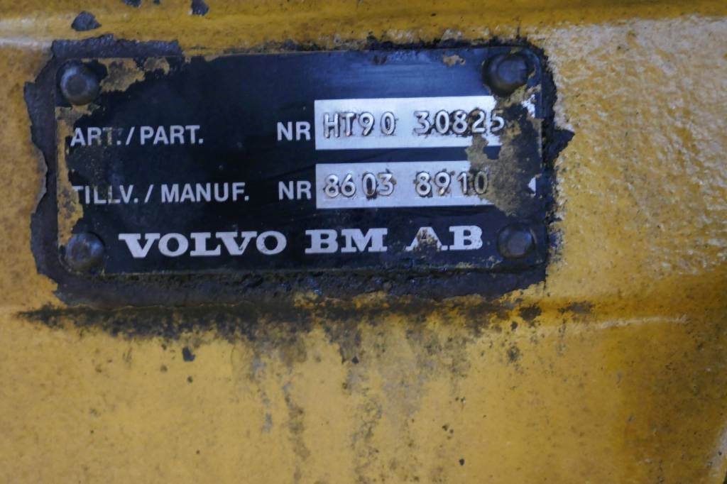 Volvo BM L 50 - Caja de cambios para Maquinaria de construcción: foto 5 Volvo BM L 50 - Caja de cambios para Maquinaria de construcción: foto 5
