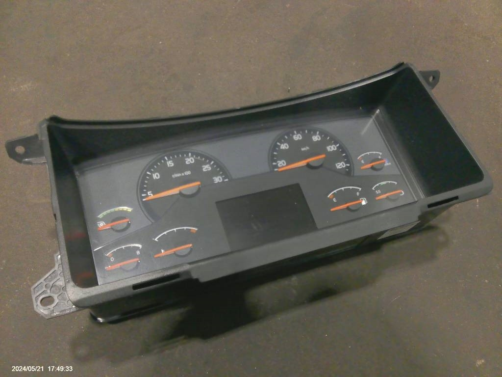 Volvo FH 480 - Sistema eléctrico para Camión: foto 1 Volvo FH 480 - Sistema eléctrico para Camión: foto 1