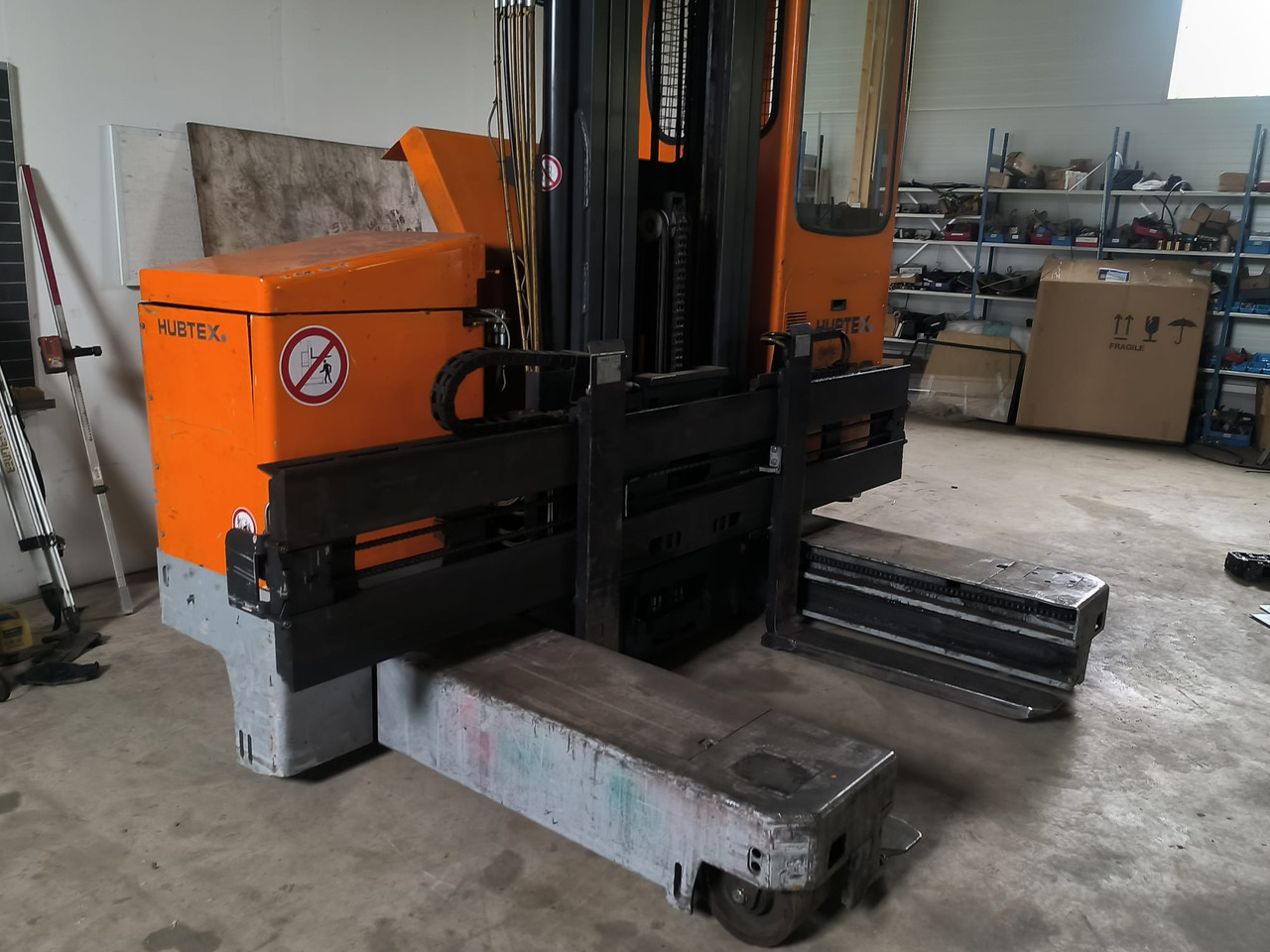 Carretilla de 4 vías HUBTEX MSU 30: foto 6