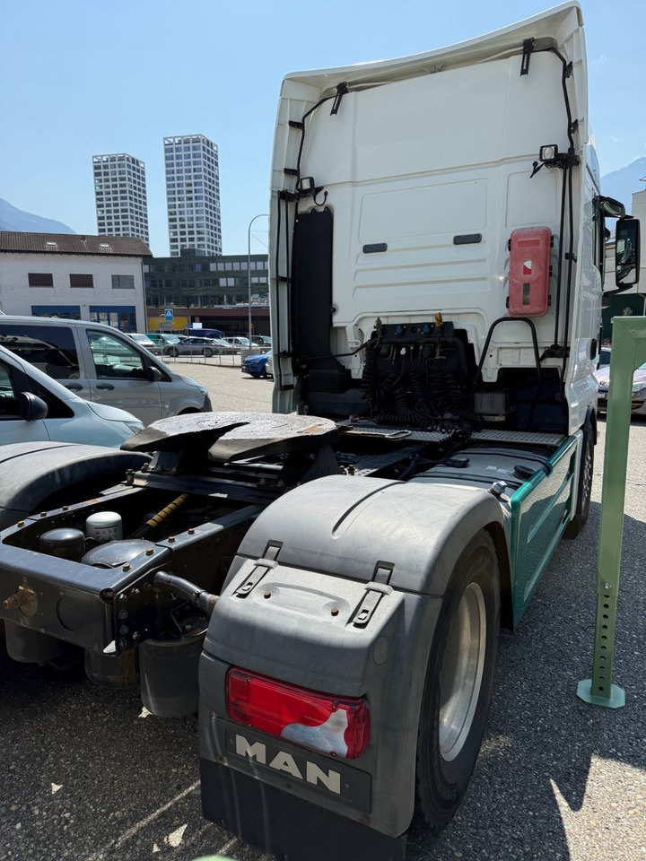 MAN TGX 18.680 V8 4x2, Euro 5,Retarder,Kipphydraulik - Cabeza tractora: foto 4 MAN TGX 18.680 V8 4x2, Euro 5,Retarder,Kipphydraulik - Cabeza tractora: foto 4