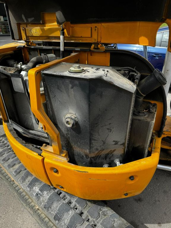 IHI 25VX3, 2.5ton, SWISS Machine - Miniexcavadora: foto 5 IHI 25VX3, 2.5ton, SWISS Machine - Miniexcavadora: foto 5