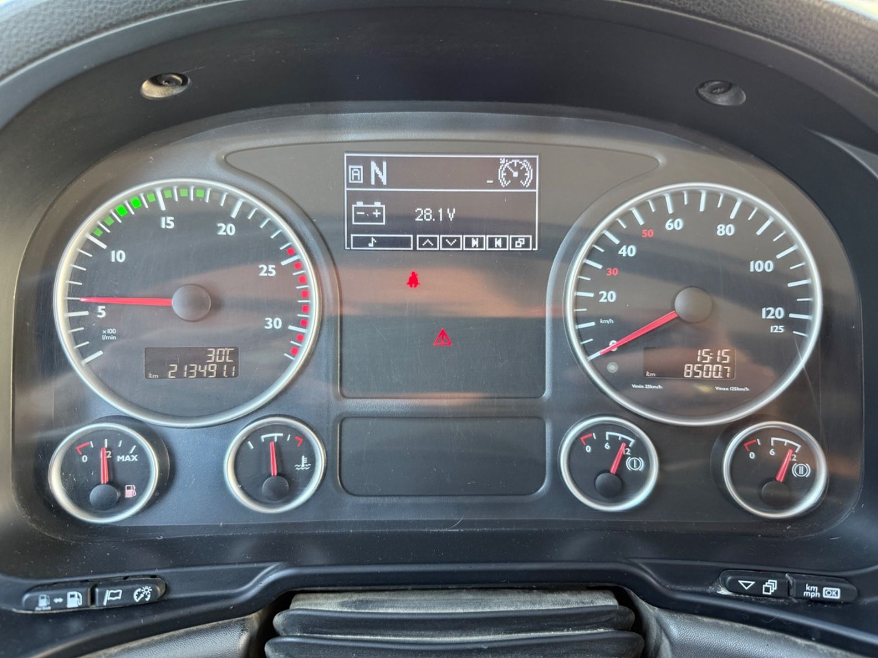 Camión hormigonera MAN TGS 32.440 8x4, Euro 6, Liebherr 9m3: foto 16 Camión hormigonera MAN TGS 32.440 8x4, Euro 6, Liebherr 9m3: foto 16