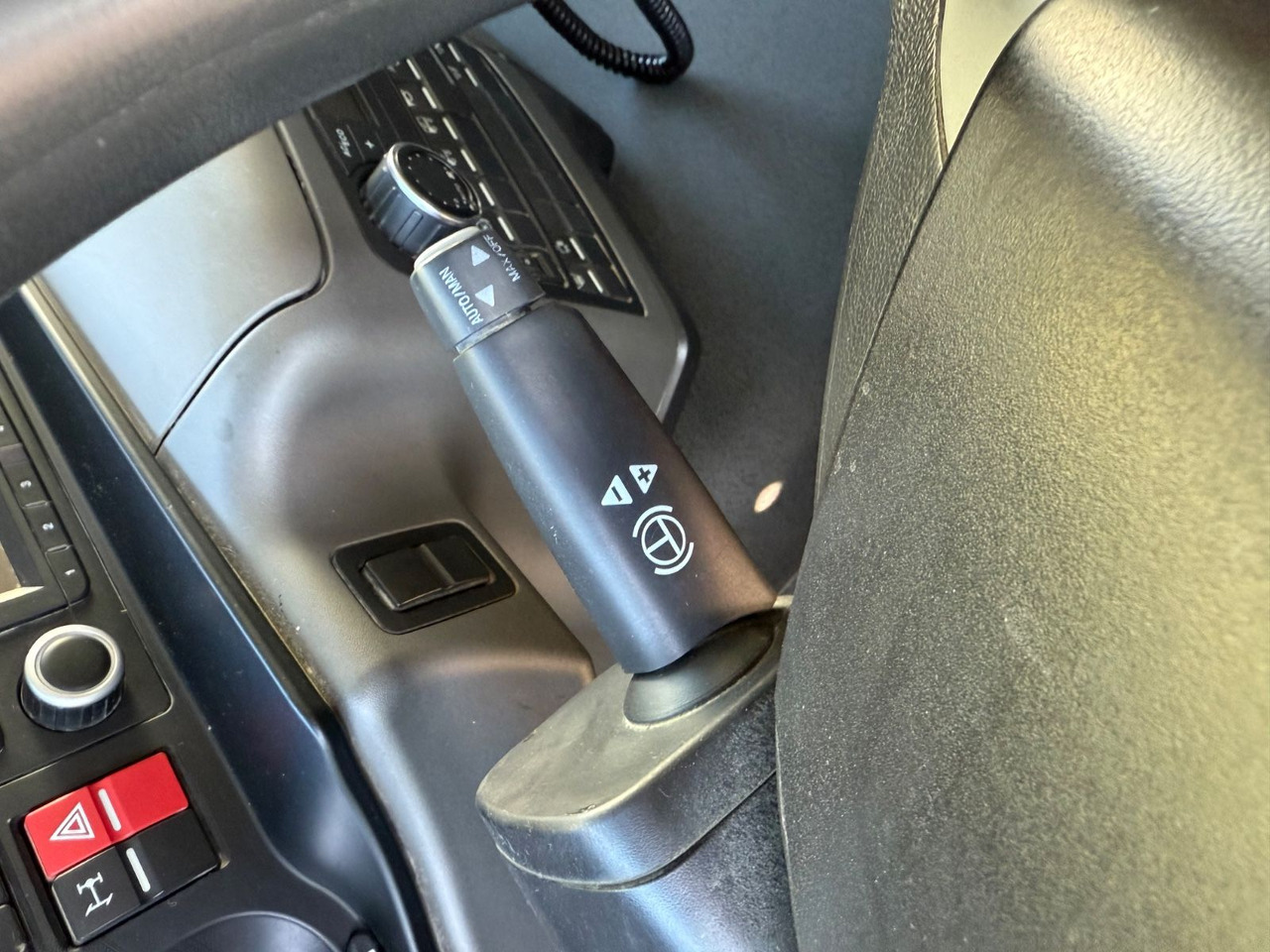 Camión hormigonera MAN TGS 32.440 8x4, Euro 6, Liebherr 9m3: foto 17 Camión hormigonera MAN TGS 32.440 8x4, Euro 6, Liebherr 9m3: foto 17