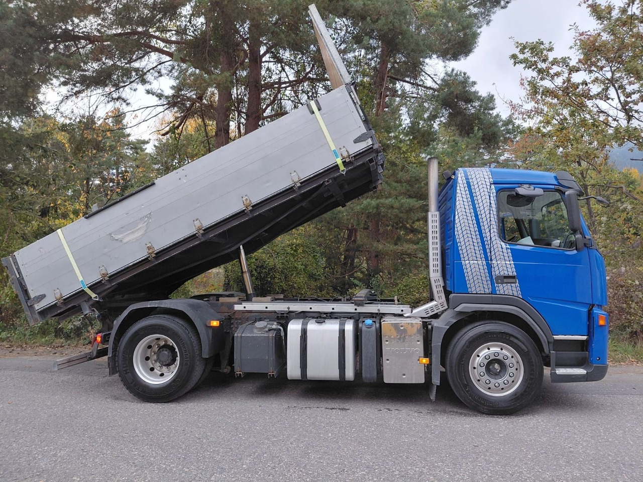 Volvo FM440 4x2, Euro 5, Kipper - Camión volquete: foto 2 Volvo FM440 4x2, Euro 5, Kipper - Camión volquete: foto 2