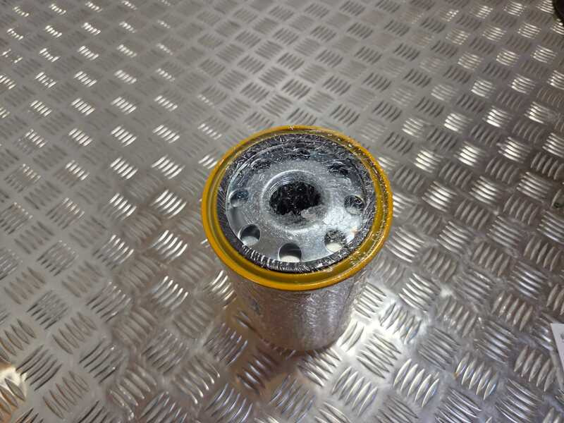 334/G5406 JCB fuel filter excavator filter - Motor y piezas para Maquinaria de construcción: foto 3 334/G5406 JCB fuel filter excavator filter - Motor y piezas para Maquinaria de construcción: foto 3