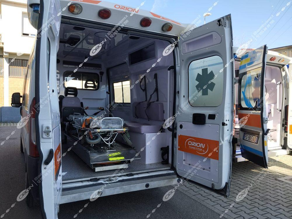 ORION FIAT 290 DUCATO - Ambulancia: foto 4 ORION FIAT 290 DUCATO - Ambulancia: foto 4