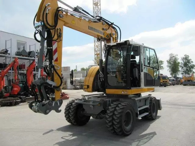 2022 Liebherr A 913 Compact G6.0-D - Excavadora de ruedas: foto 1 2022 Liebherr A 913 Compact G6.0-D - Excavadora de ruedas: foto 1