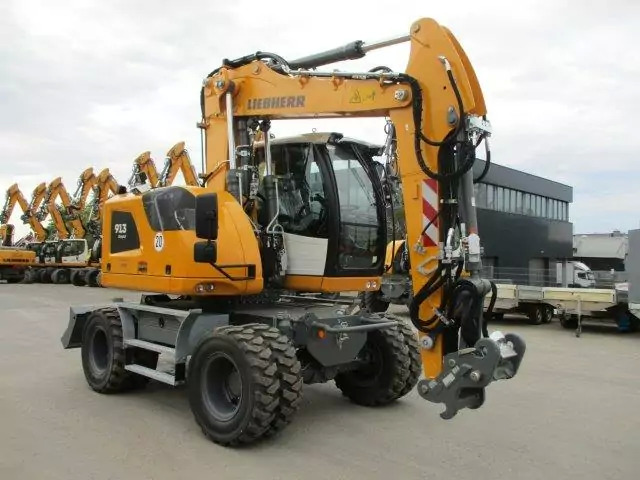2023 Liebherr A 913 Compact G6.0-D Litronic - Excavadora de ruedas: foto 2 2023 Liebherr A 913 Compact G6.0-D Litronic - Excavadora de ruedas: foto 2