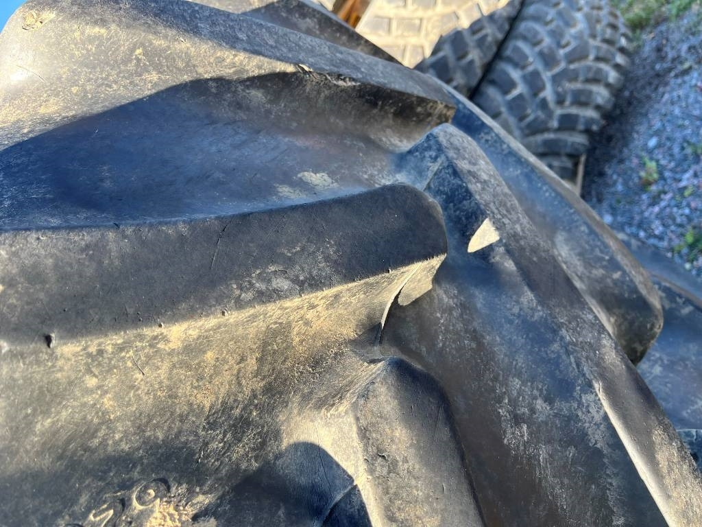 Goodyear 620/70R42 till New Holland / Ford 8670 - Neumático para Maquinaria agrícola: foto 3 Goodyear 620/70R42 till New Holland / Ford 8670 - Neumático para Maquinaria agrícola: foto 3
