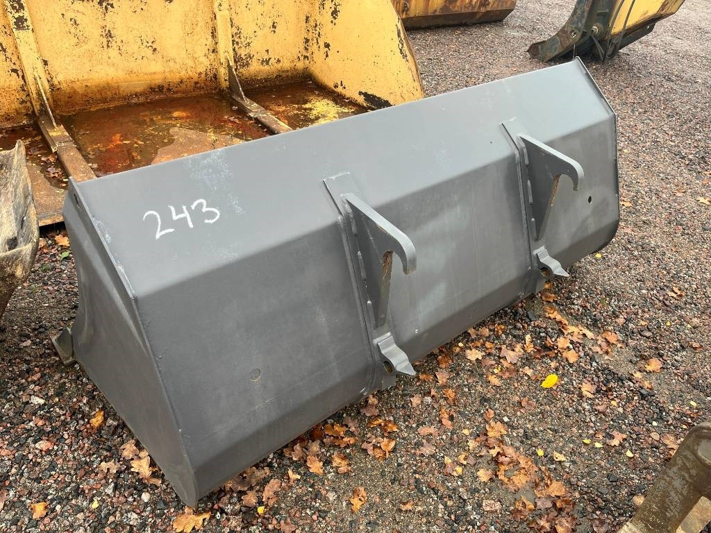 Grusskopa Jordskopa Trima SMS fäste - Cazo cargador: foto 3 Grusskopa Jordskopa Trima SMS fäste - Cazo cargador: foto 3