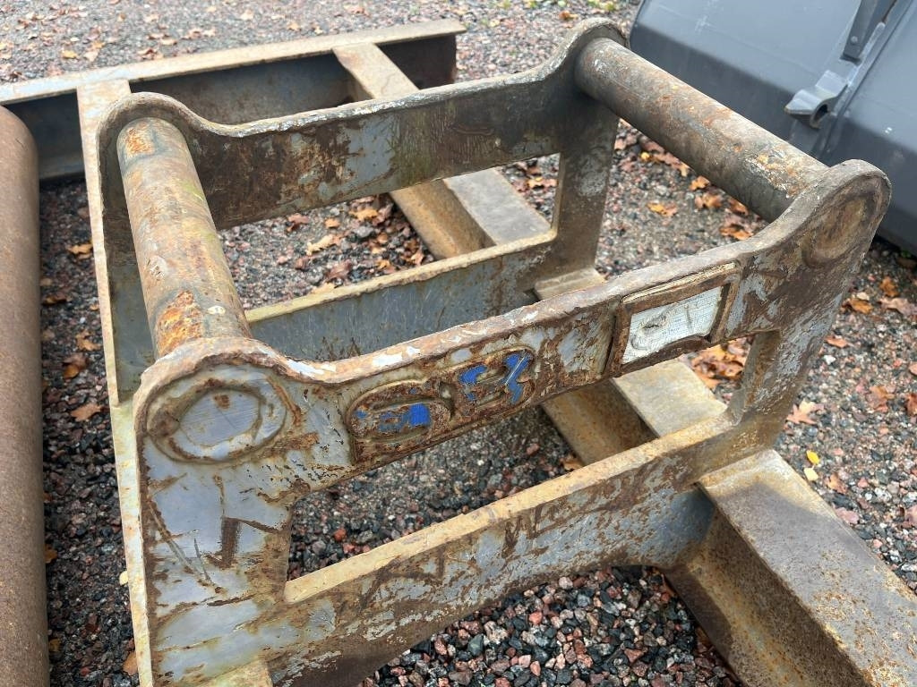 Avjämningsbalk / Planeringsbalk SB S60 - Implemento para Maquinaria de construcción: foto 3 Avjämningsbalk / Planeringsbalk SB S60 - Implemento para Maquinaria de construcción: foto 3