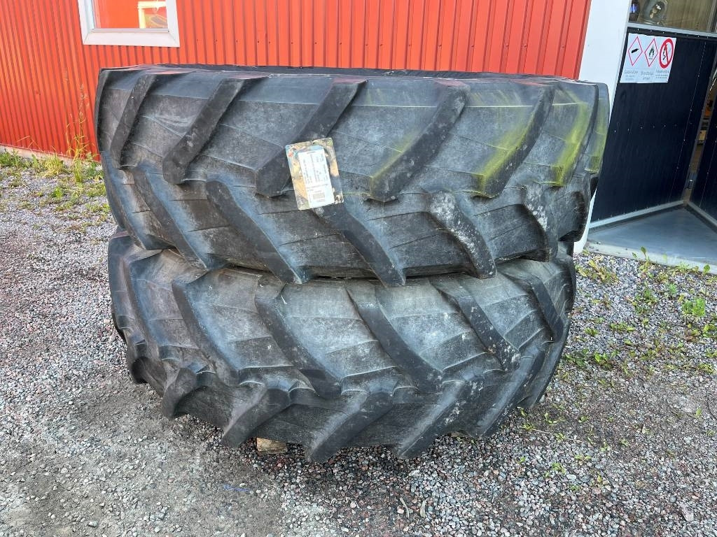 Trelleborg 520/85R38 till John Deere 7920 mfl - Neumático para Maquinaria agrícola: foto 1 Trelleborg 520/85R38 till John Deere 7920 mfl - Neumático para Maquinaria agrícola: foto 1