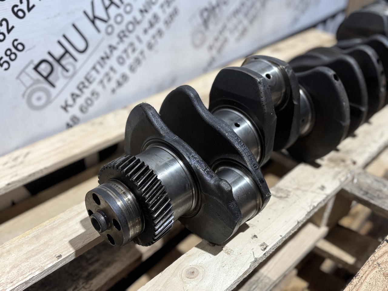 Case 5130 5140 5150 Maxxum 5140 Cummins 6BT Wał Korbowy J908032 J929037 J918324 - Cigüeñal para Maquinaria agrícola: foto 1 Case 5130 5140 5150 Maxxum 5140 Cummins 6BT Wał Korbowy J908032 J929037 J918324 - Cigüeñal para Maquinaria agrícola: foto 1