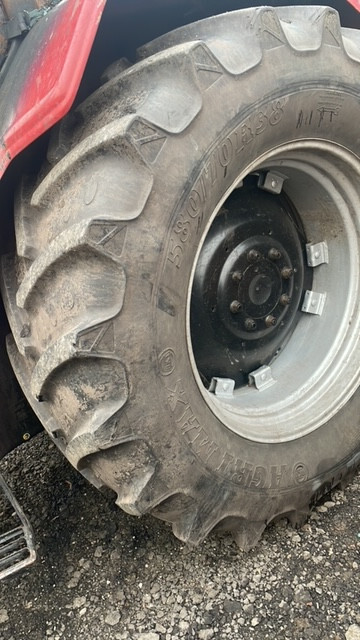 Case Felga 38" , case Felga 38 cali , 580/70 r38 - Llanta para Maquinaria agrícola: foto 1 Case Felga 38" , case Felga 38 cali , 580/70 r38 - Llanta para Maquinaria agrícola: foto 1