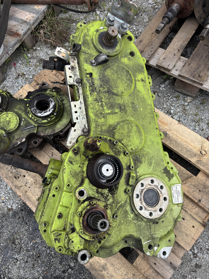Claas Jaguar 930-970 - przekładnia rozdzielająca 0013249105 0013249106 - Caja de cambios para Maquinaria agrícola: foto 1 Claas Jaguar 930-970 - przekładnia rozdzielająca 0013249105 0013249106 - Caja de cambios para Maquinaria agrícola: foto 1