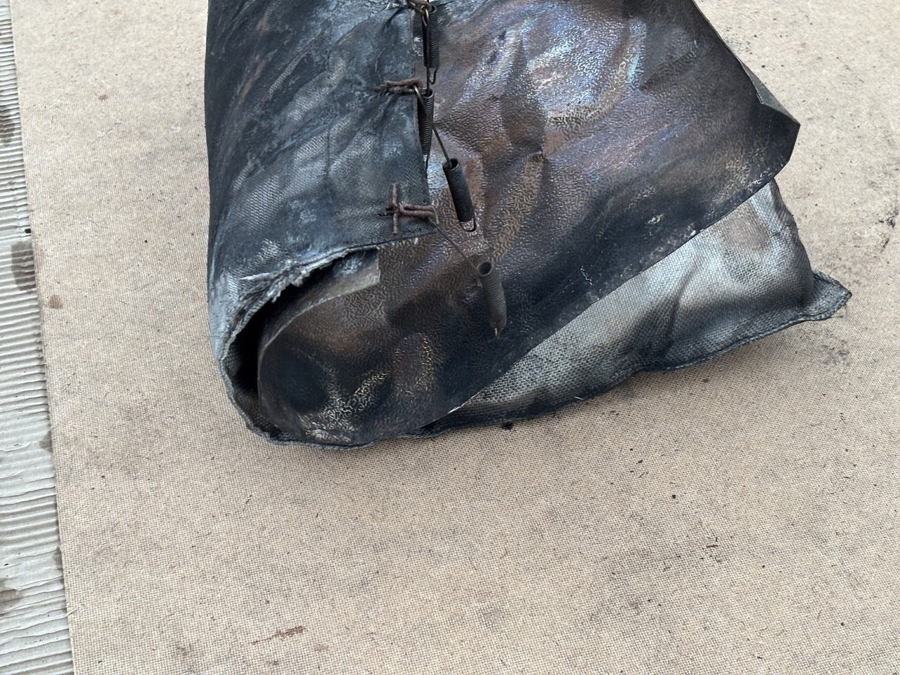 Claas Lexion 780 Obudowa Osłona Fartuch Maska - Motor y piezas para Maquinaria agrícola: foto 2 Claas Lexion 780 Obudowa Osłona Fartuch Maska - Motor y piezas para Maquinaria agrícola: foto 2