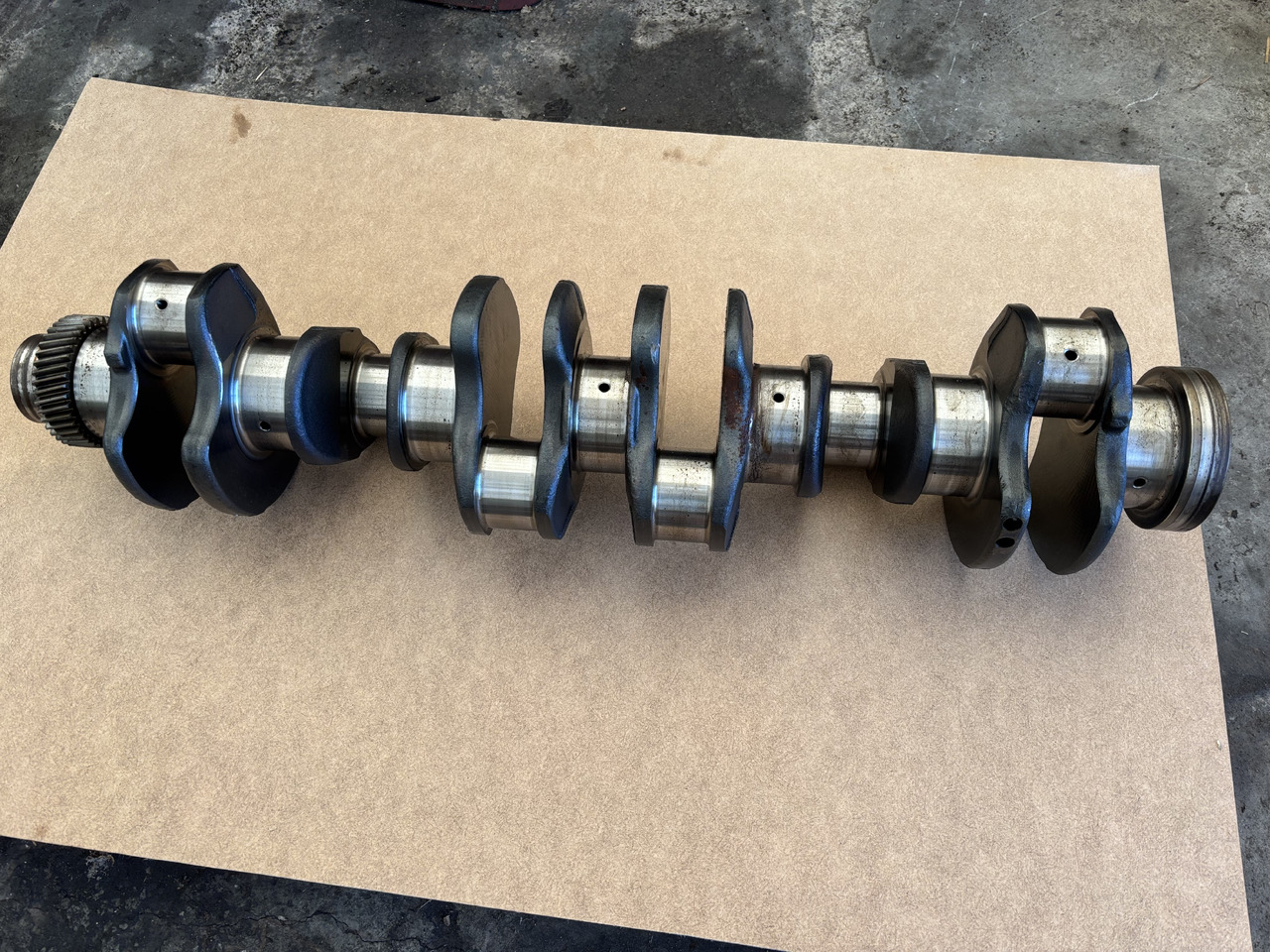Cummins 6CT8.3 Wał korbowy silnika / CASE J917443 J918986 3918986 3917443 - Cigüeñal para Maquinaria agrícola: foto 5 Cummins 6CT8.3 Wał korbowy silnika / CASE J917443 J918986 3918986 3917443 - Cigüeñal para Maquinaria agrícola: foto 5