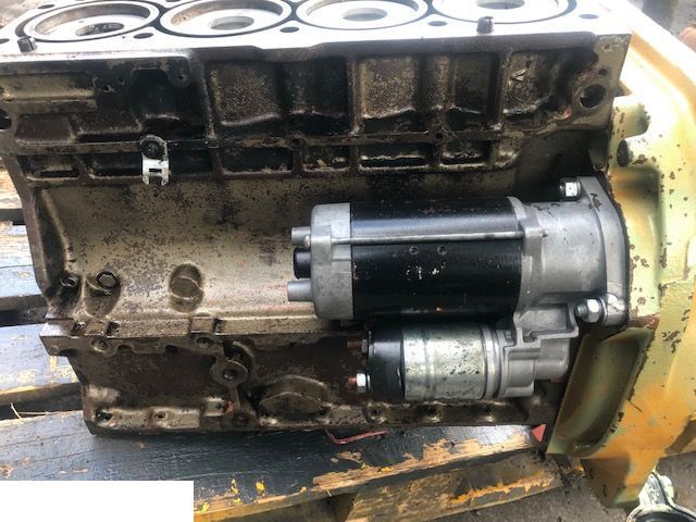 DEUTZ F2L1011 - Rozrusznik - Arranque para Maquinaria agrícola: foto 1 DEUTZ F2L1011 - Rozrusznik - Arranque para Maquinaria agrícola: foto 1