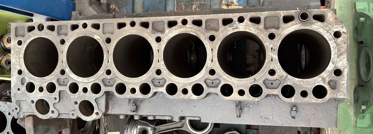 DEUTZ TCD2013L064V TCD 2013 L06 4V 04905375 Blok Silnika - Bloque de cilindros para Maquinaria agrícola: foto 3 DEUTZ TCD2013L064V TCD 2013 L06 4V 04905375 Blok Silnika - Bloque de cilindros para Maquinaria agrícola: foto 3