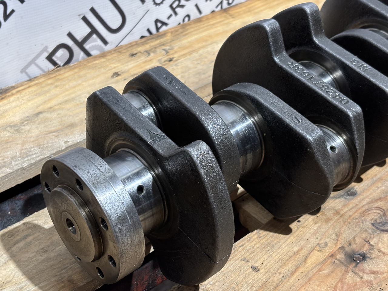 Deutz 04287163R TD 2011 L04 TD2011L04 Wał Korbowy - Cigüeñal para Maquinaria agrícola: foto 2 Deutz 04287163R TD 2011 L04 TD2011L04 Wał Korbowy - Cigüeñal para Maquinaria agrícola: foto 2