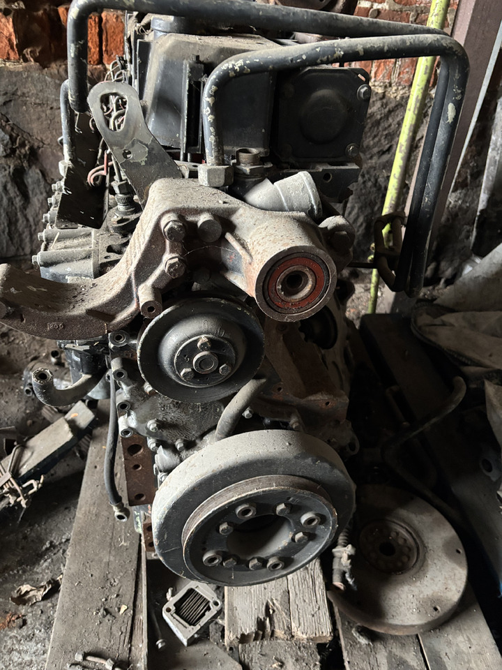 Deutz BF6M1013E Silnik Blok Pokrywa Obudowa Koło Zamachowe Miska Olejowa CZĘŚCI - Volante de inercia para Maquinaria agrícola: foto 3 Deutz BF6M1013E Silnik Blok Pokrywa Obudowa Koło Zamachowe Miska Olejowa CZĘŚCI - Volante de inercia para Maquinaria agrícola: foto 3