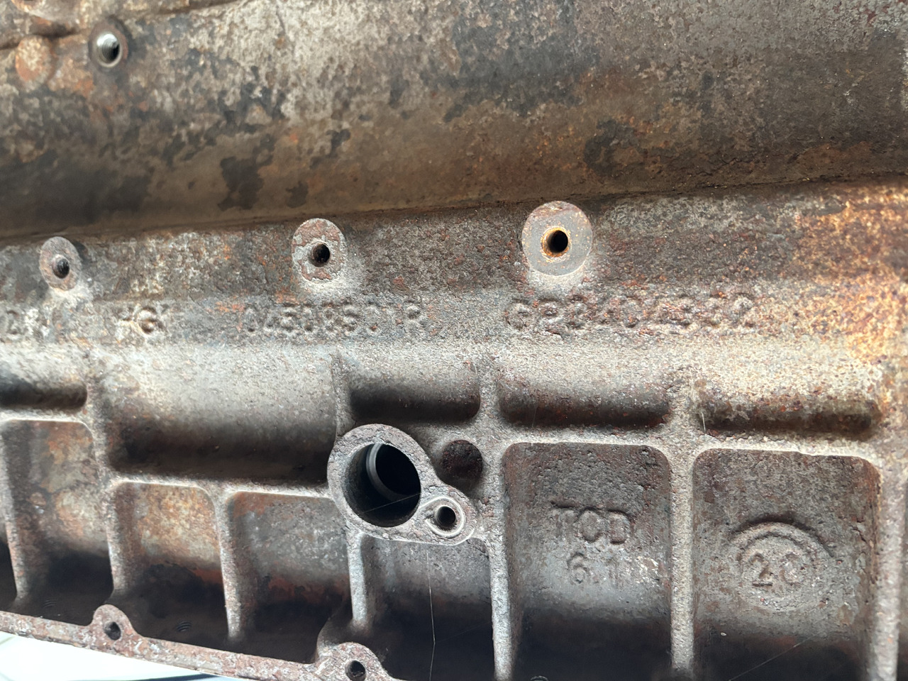 Deutz TCD 6.1 276 KM Fendt 820 Vario Silnik Blok Wał Tłoki CZĘŚCI 04508501R - Motor y piezas para Maquinaria agrícola: foto 5 Deutz TCD 6.1 276 KM Fendt 820 Vario Silnik Blok Wał Tłoki CZĘŚCI 04508501R - Motor y piezas para Maquinaria agrícola: foto 5