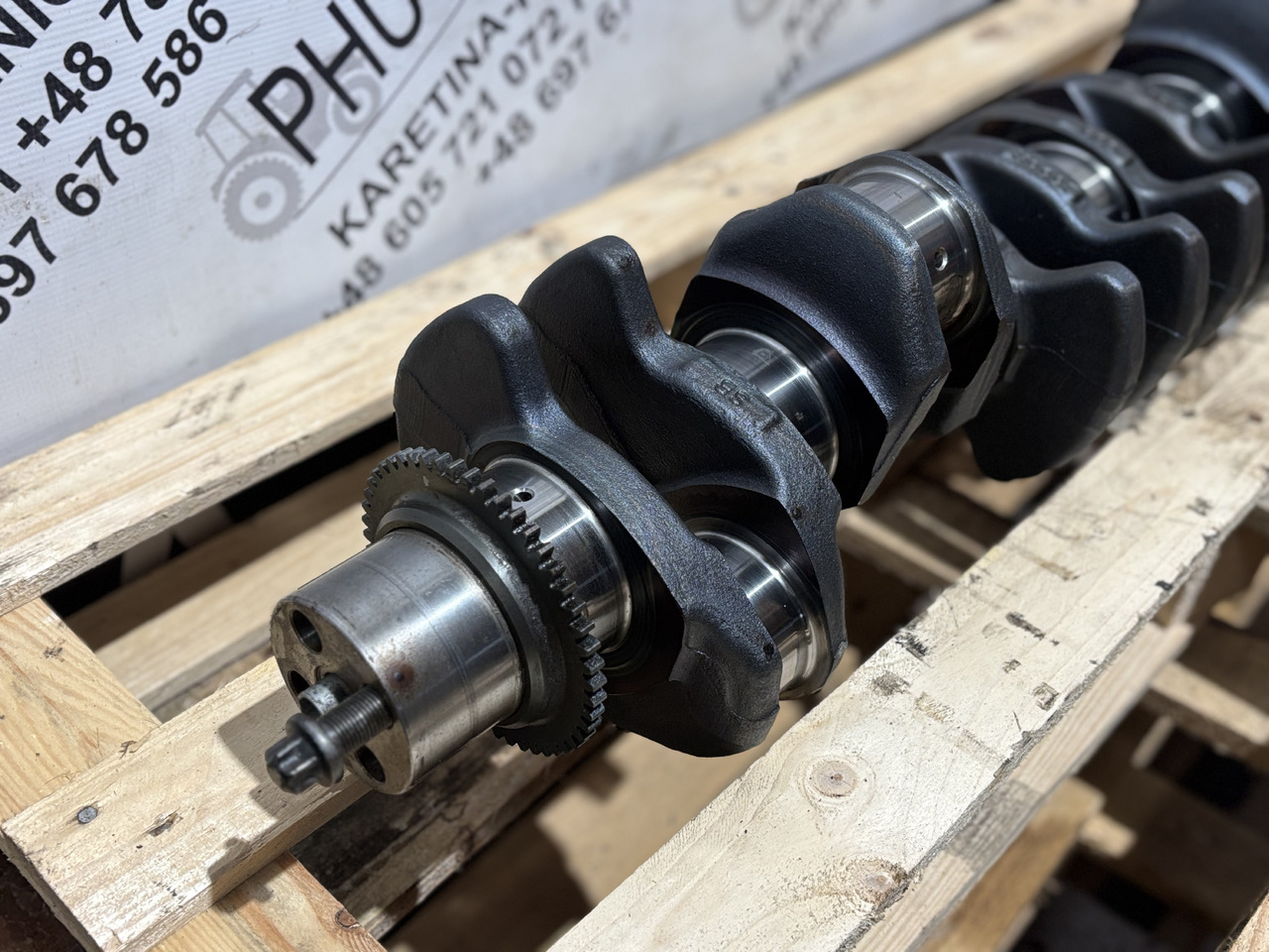 Deutz TCD2013 L06 4V 04902556R Wał Korbowy 04902556 - Cigüeñal para Maquinaria agrícola: foto 2 Deutz TCD2013 L06 4V 04902556R Wał Korbowy 04902556 - Cigüeñal para Maquinaria agrícola: foto 2