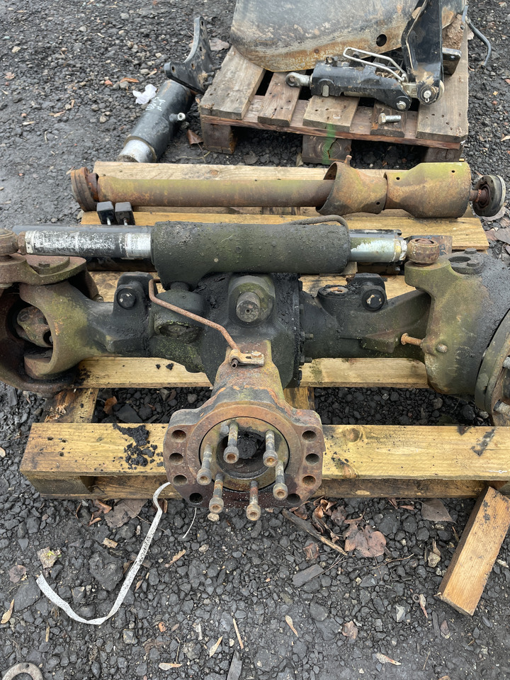 Fendt 209F - zwrotnica mostu przedniego prawa F260310020310 - Mangueta para Maquinaria agrícola: foto 1 Fendt 209F - zwrotnica mostu przedniego prawa F260310020310 - Mangueta para Maquinaria agrícola: foto 1