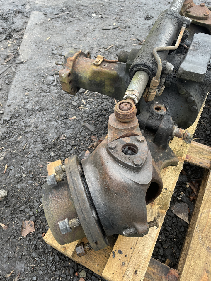 Fendt 209F - zwrotnica mostu przedniego prawa F260310020310 - Mangueta para Maquinaria agrícola: foto 3 Fendt 209F - zwrotnica mostu przedniego prawa F260310020310 - Mangueta para Maquinaria agrícola: foto 3