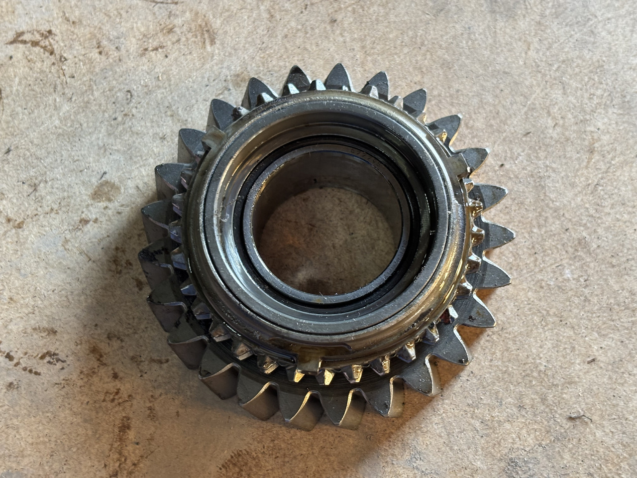 Fendt 307 308 309 310 311 312 Koło Zębate Walcowe 312100080020 - Transmisión para Maquinaria agrícola: foto 2 Fendt 307 308 309 310 311 312 Koło Zębate Walcowe 312100080020 - Transmisión para Maquinaria agrícola: foto 2