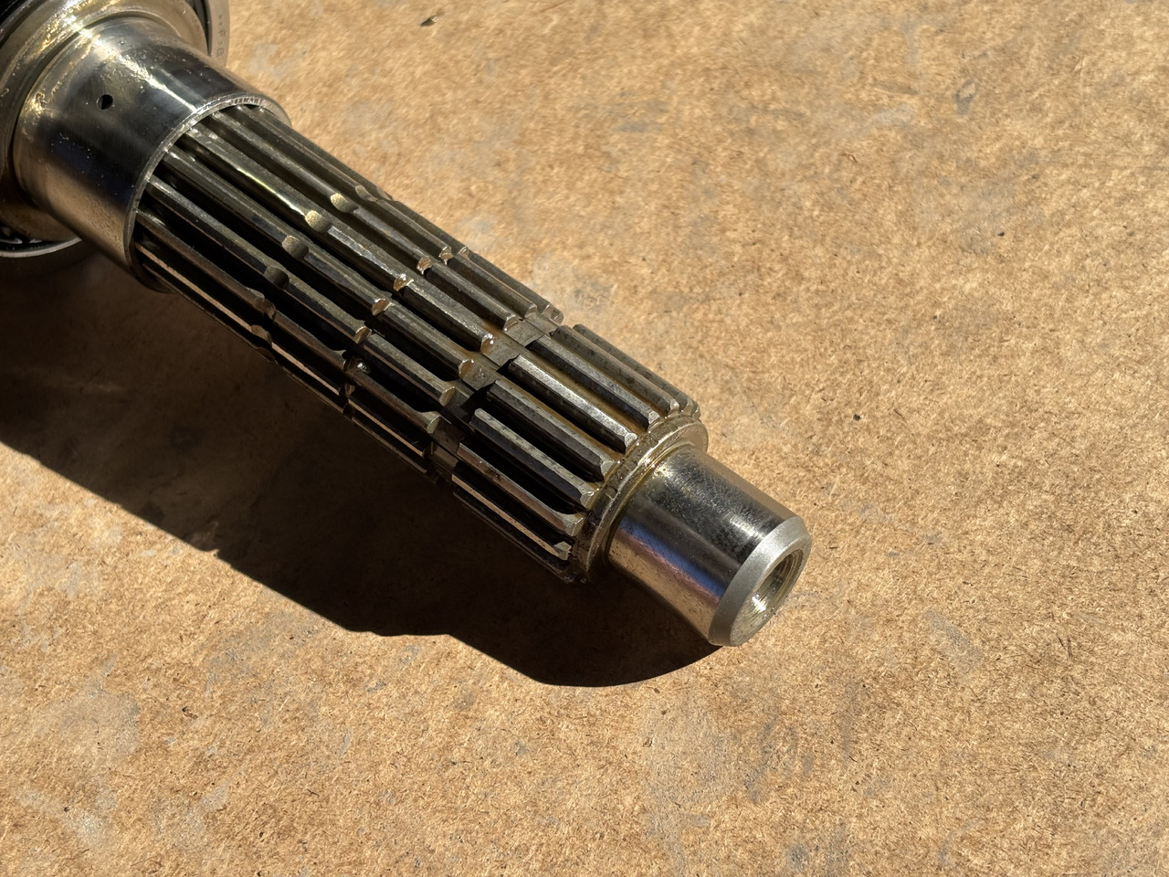 Fendt 307 308 309 310 311 312 Wałek Zębaty 205116080060 - Transmisión para Maquinaria agrícola: foto 2 Fendt 307 308 309 310 311 312 Wałek Zębaty 205116080060 - Transmisión para Maquinaria agrícola: foto 2