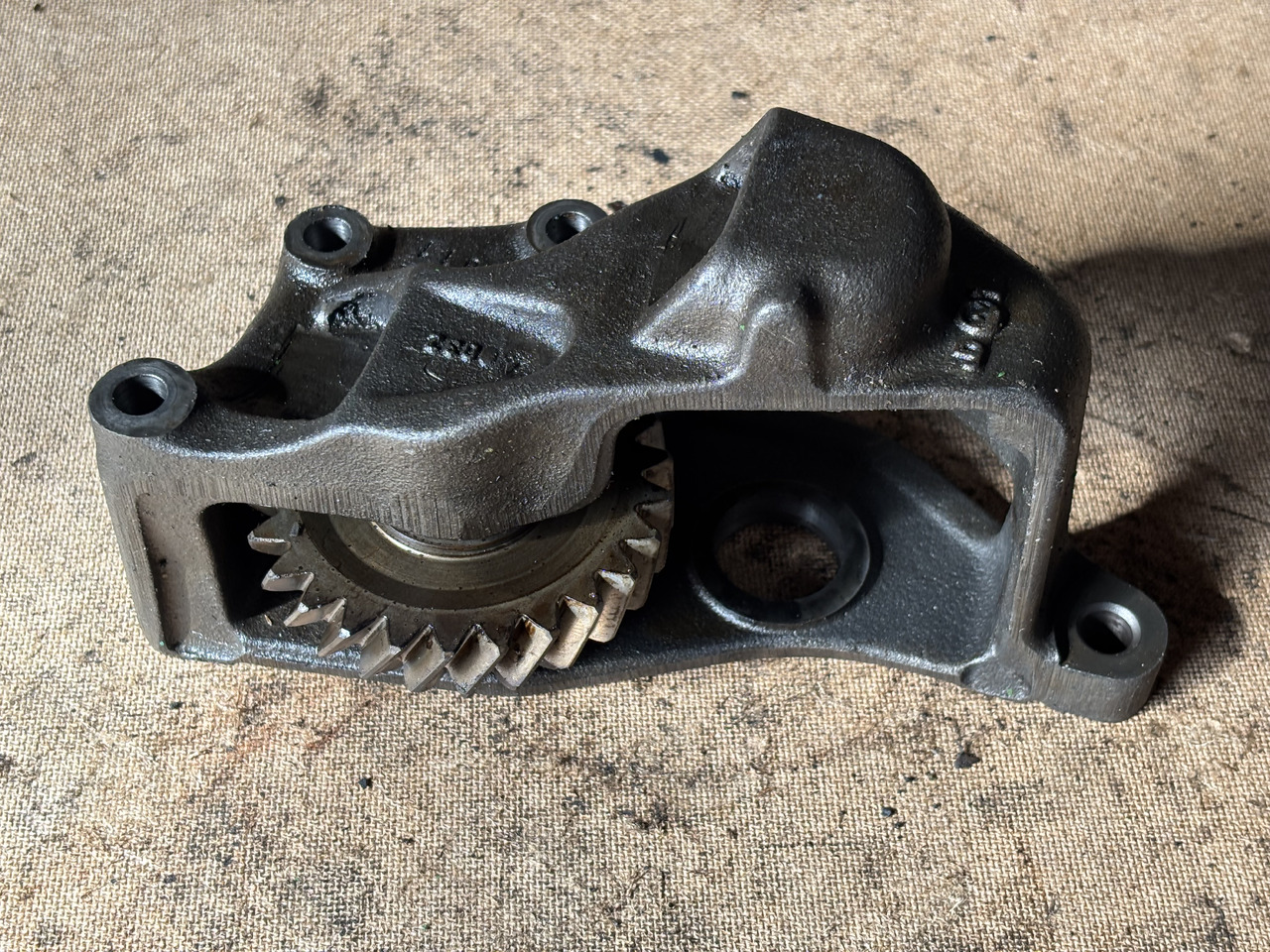 John Deere 6010 6110 6210 Obudowa Bieg Tryb AL156649 L115011 L76850 - Caja de cambios y piezas para Maquinaria agrícola: foto 1 John Deere 6010 6110 6210 Obudowa Bieg Tryb AL156649 L115011 L76850 - Caja de cambios y piezas para Maquinaria agrícola: foto 1