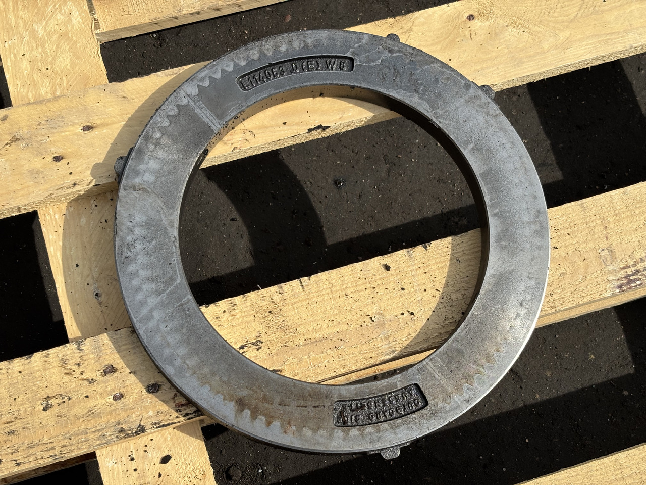 John Deere 6630 Tarcza Płytka Hamulcowa L114053 - Discos de freno para Maquinaria agrícola: foto 1 John Deere 6630 Tarcza Płytka Hamulcowa L114053 - Discos de freno para Maquinaria agrícola: foto 1