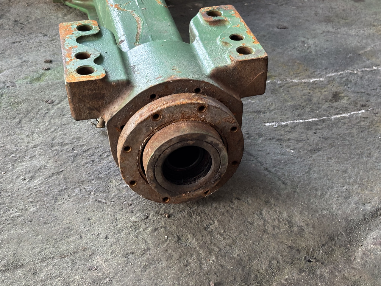 John Deere 7RXXX 7R330 7R 330 Obudowa przedniej osi R319072  R288788 - Eje delantero para Maquinaria agrícola: foto 4 John Deere 7RXXX 7R330 7R 330 Obudowa przedniej osi R319072  R288788 - Eje delantero para Maquinaria agrícola: foto 4