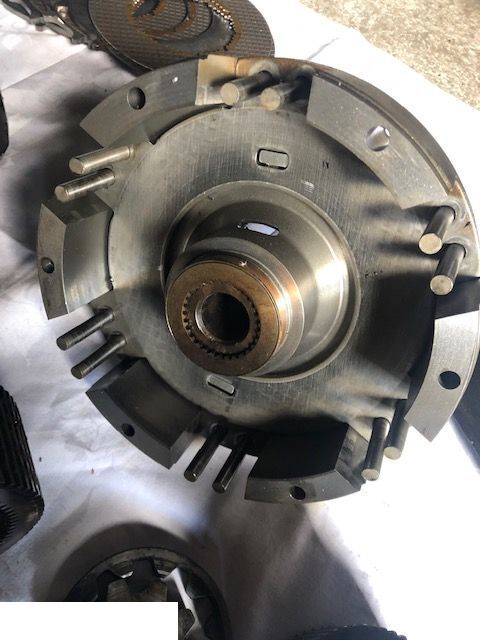 John Deere r95371 - Bęben - Caja de cambios y piezas para Maquinaria agrícola: foto 1 John Deere r95371 - Bęben - Caja de cambios y piezas para Maquinaria agrícola: foto 1