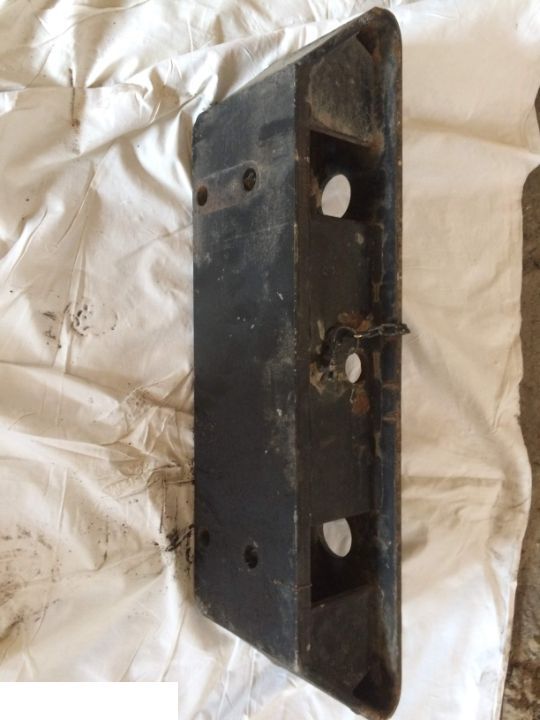 Massey Ferguson Zaczep Przedni Wspornik Balastu Obciąźników - Bastidor/ Chasis para Maquinaria agrícola: foto 1 Massey Ferguson Zaczep Przedni Wspornik Balastu Obciąźników - Bastidor/ Chasis para Maquinaria agrícola: foto 1