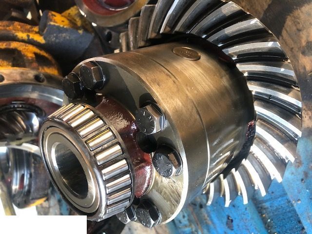 Matbro TS 280 - Clark Hurth - Mechanizm Róźnicowy - Diferencial para Maquinaria agrícola: foto 1 Matbro TS 280 - Clark Hurth - Mechanizm Róźnicowy - Diferencial para Maquinaria agrícola: foto 1