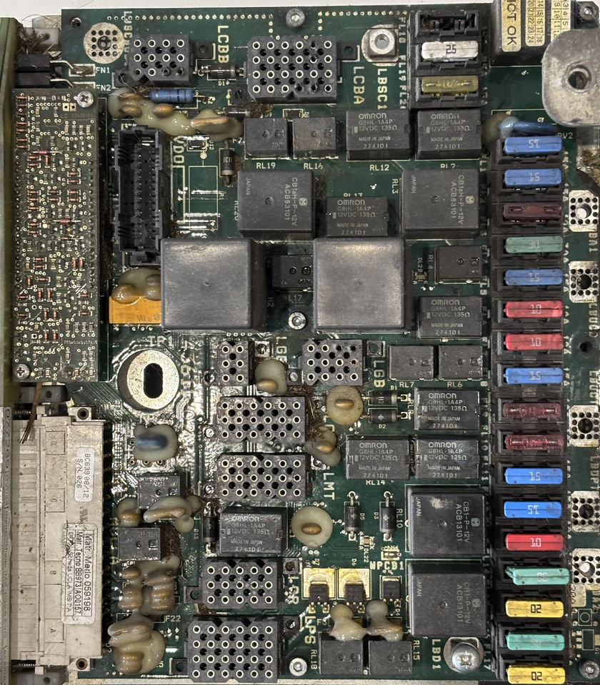 Merlo 059198 Kontroler Płyta Elektroniczna ECU MUGS UGS SGB Sterownik Bezpiecznik - Unidad de control para Maquinaria agrícola: foto 1 Merlo 059198 Kontroler Płyta Elektroniczna ECU MUGS UGS SGB Sterownik Bezpiecznik - Unidad de control para Maquinaria agrícola: foto 1
