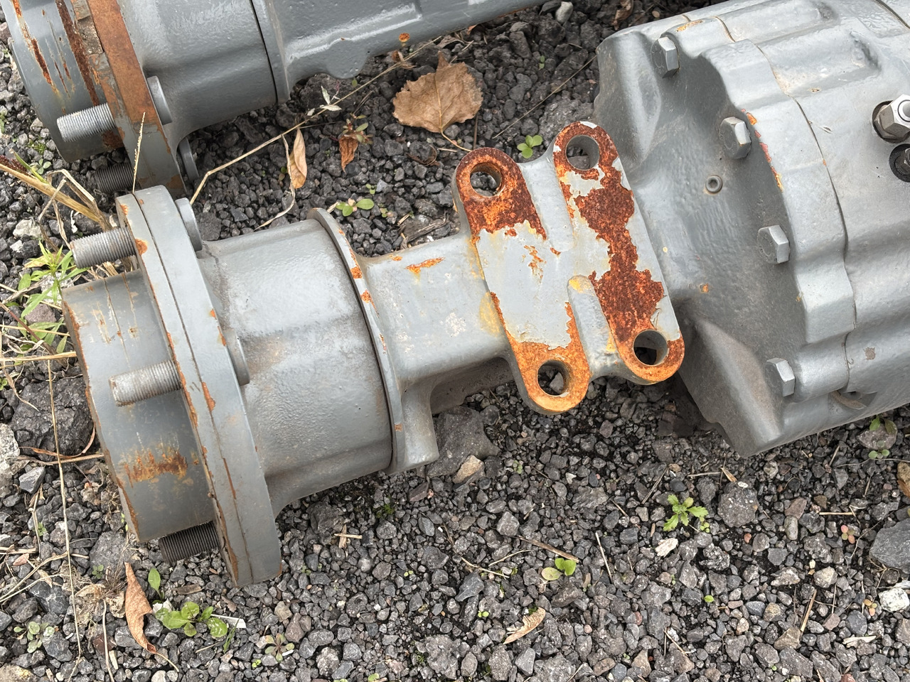 Most Tylni ZF 4472404122 4472404206 - Eje posterior para Camión: foto 2 Most Tylni ZF 4472404122 4472404206 - Eje posterior para Camión: foto 2