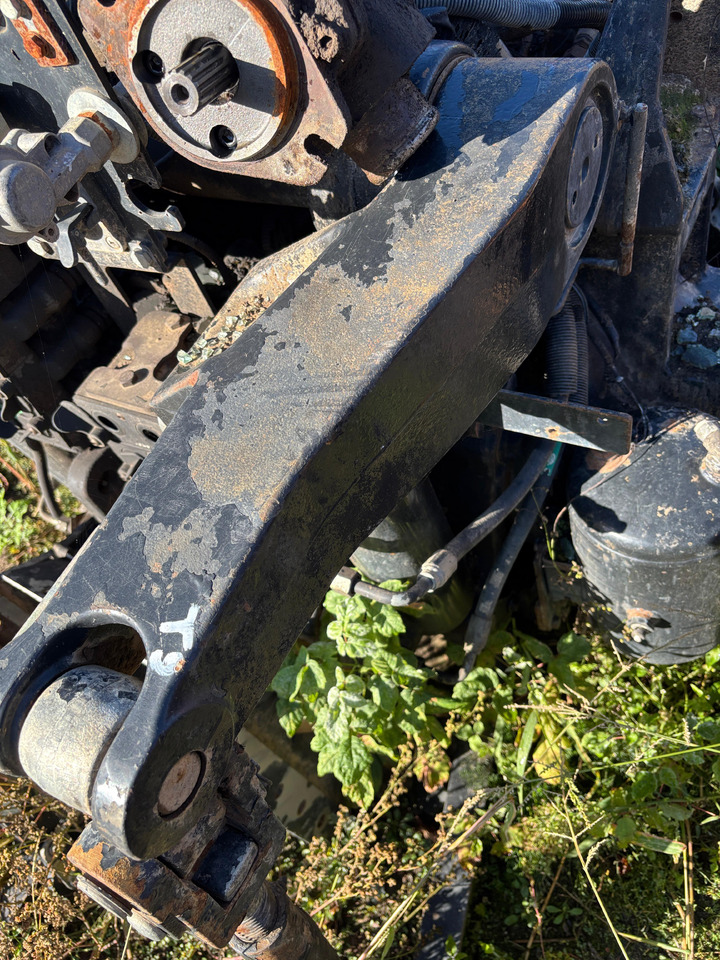 New Holland ramię podnośnika Rockshaft prawe 51694364 51694365 51694366 - Suspensión para Maquinaria agrícola: foto 1 New Holland ramię podnośnika Rockshaft prawe 51694364 51694365 51694366 - Suspensión para Maquinaria agrícola: foto 1