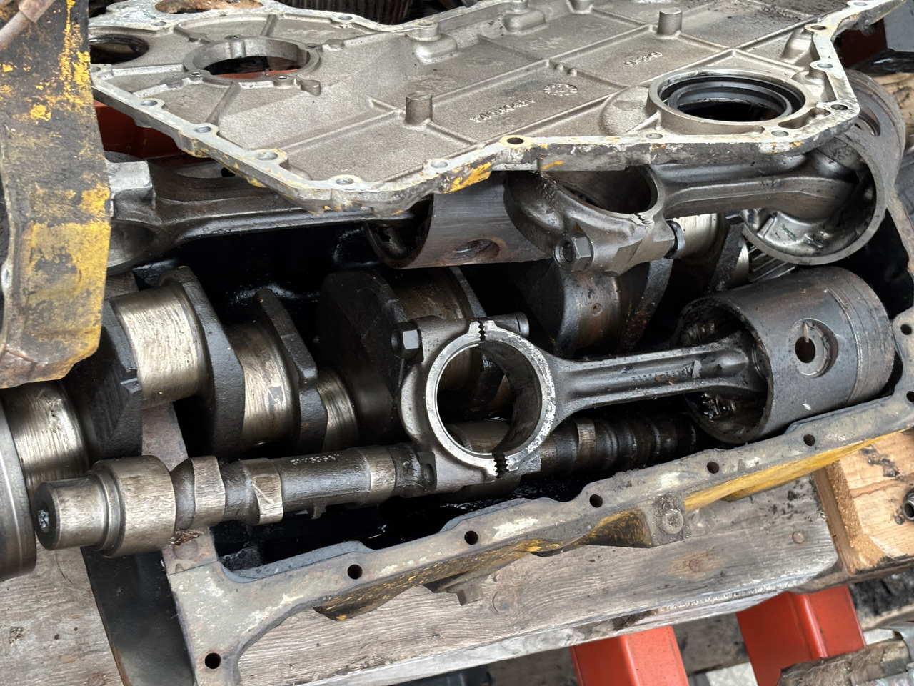 Perkins 4.236 4.248 Pokrywa Rozrządu Korbowód Tłok Miska Olejowa Tryb Koło Zamachowe CZĘŚCI - Volante de inercia para Maquinaria agrícola: foto 2 Perkins 4.236 4.248 Pokrywa Rozrządu Korbowód Tłok Miska Olejowa Tryb Koło Zamachowe CZĘŚCI - Volante de inercia para Maquinaria agrícola: foto 2