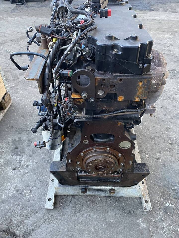 Silnik Perkins PJ38481 - Motor para Maquinaria agrícola: foto 4 Silnik Perkins PJ38481 - Motor para Maquinaria agrícola: foto 4