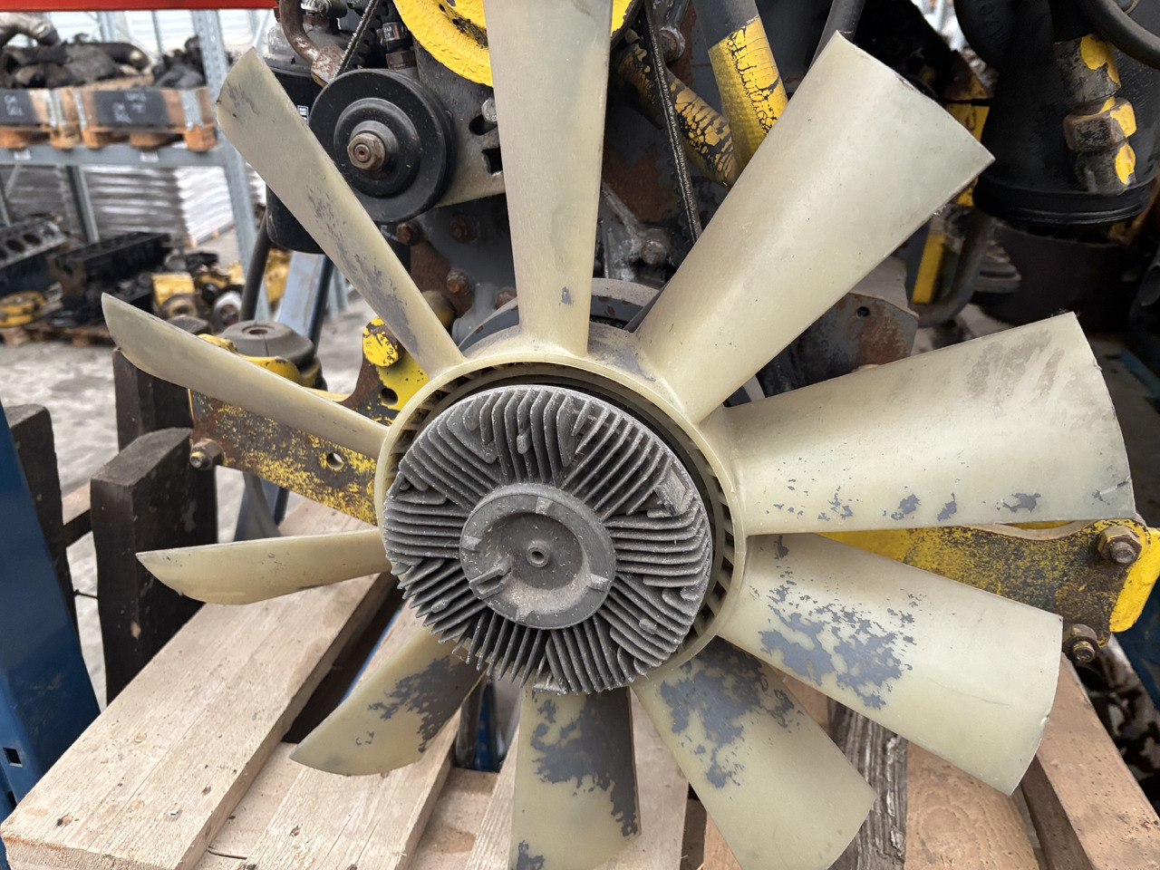 Volvo D5E Deutz TCD2013L42V TCD2013L042V 04209441 VOE20557730 Silnik - Motor para Camión: foto 4 Volvo D5E Deutz TCD2013L42V TCD2013L042V 04209441 VOE20557730 Silnik - Motor para Camión: foto 4