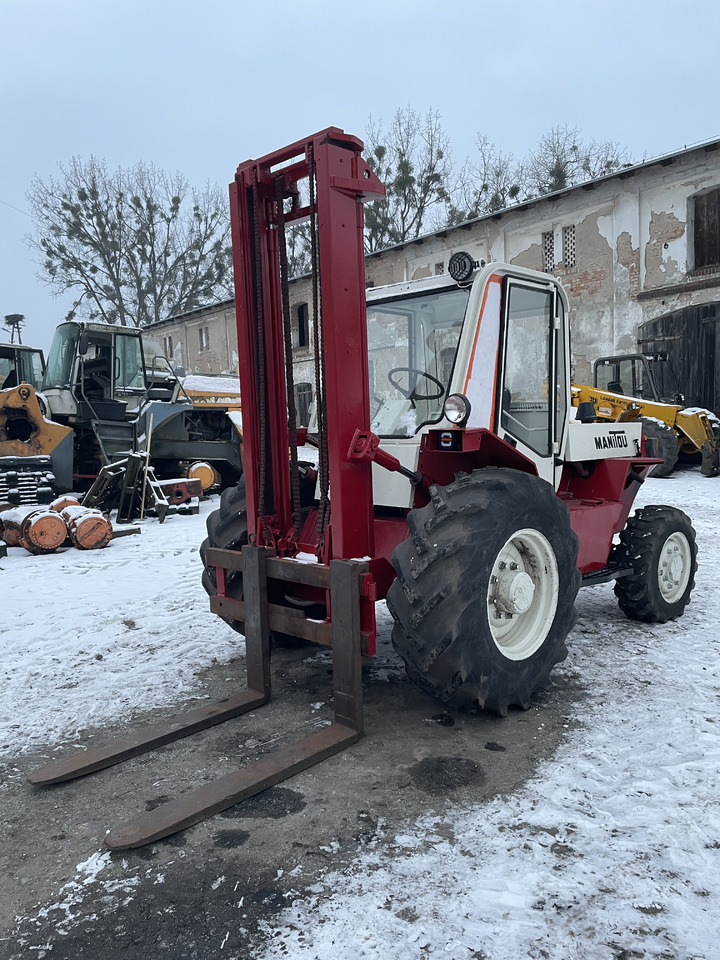Wózek widłowy Manitou 4x4 54.000zł brutto - Carretilla todo terreno: foto 1 Wózek widłowy Manitou 4x4 54.000zł brutto - Carretilla todo terreno: foto 1