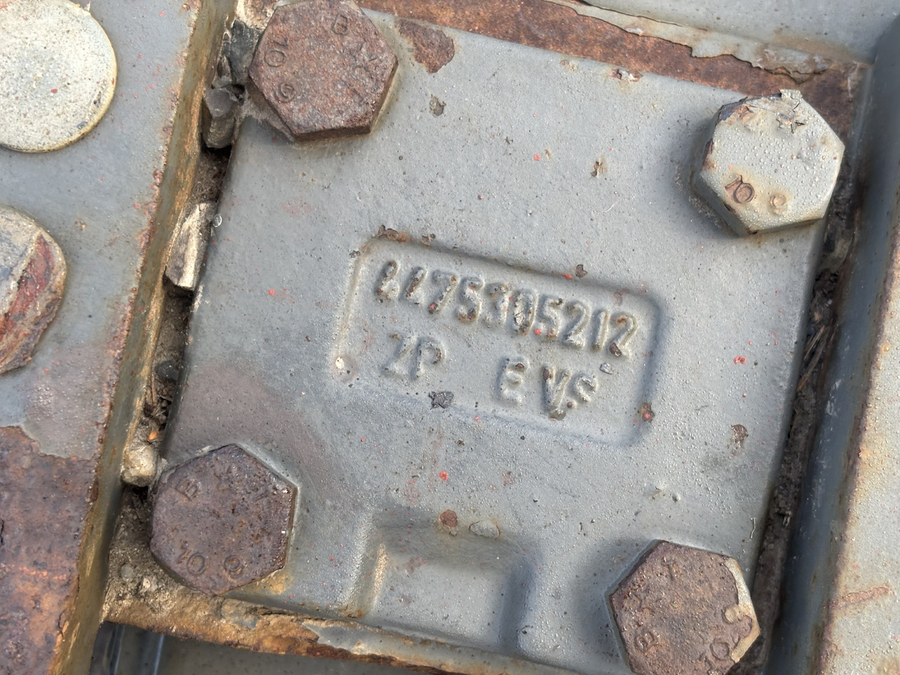 ZF Sworzeń zwrotnicy Z4475305212 - Mangueta: foto 1 ZF Sworzeń zwrotnicy Z4475305212 - Mangueta: foto 1