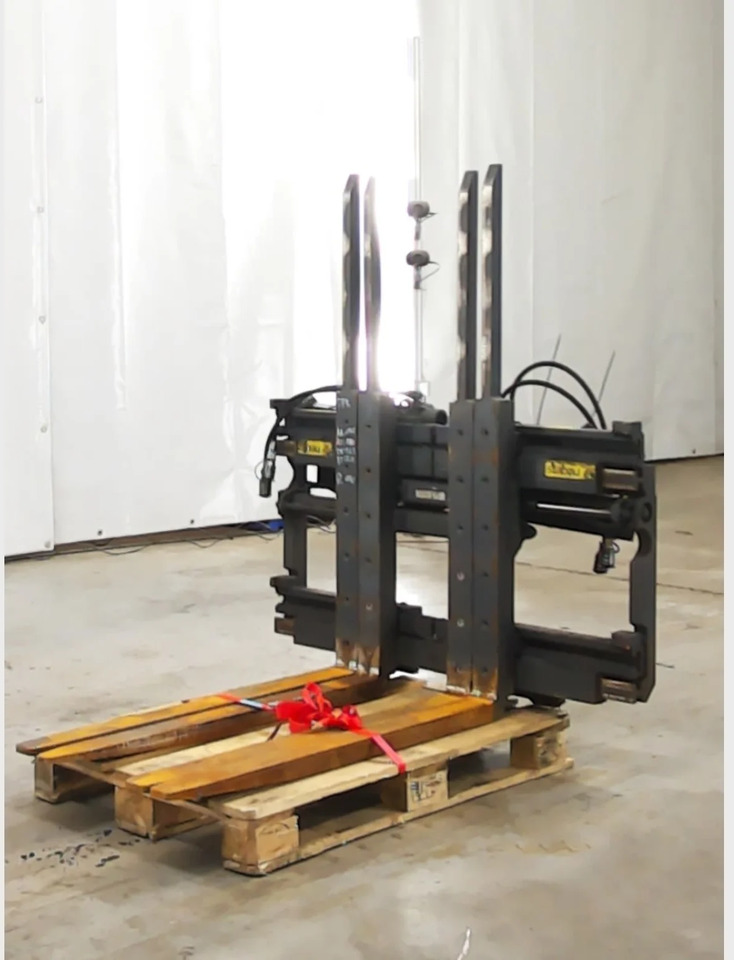 Stabau S7-DPK 25-S-BR01.2 - Implemento para Equipo de manutención: foto 1 Stabau S7-DPK 25-S-BR01.2 - Implemento para Equipo de manutención: foto 1