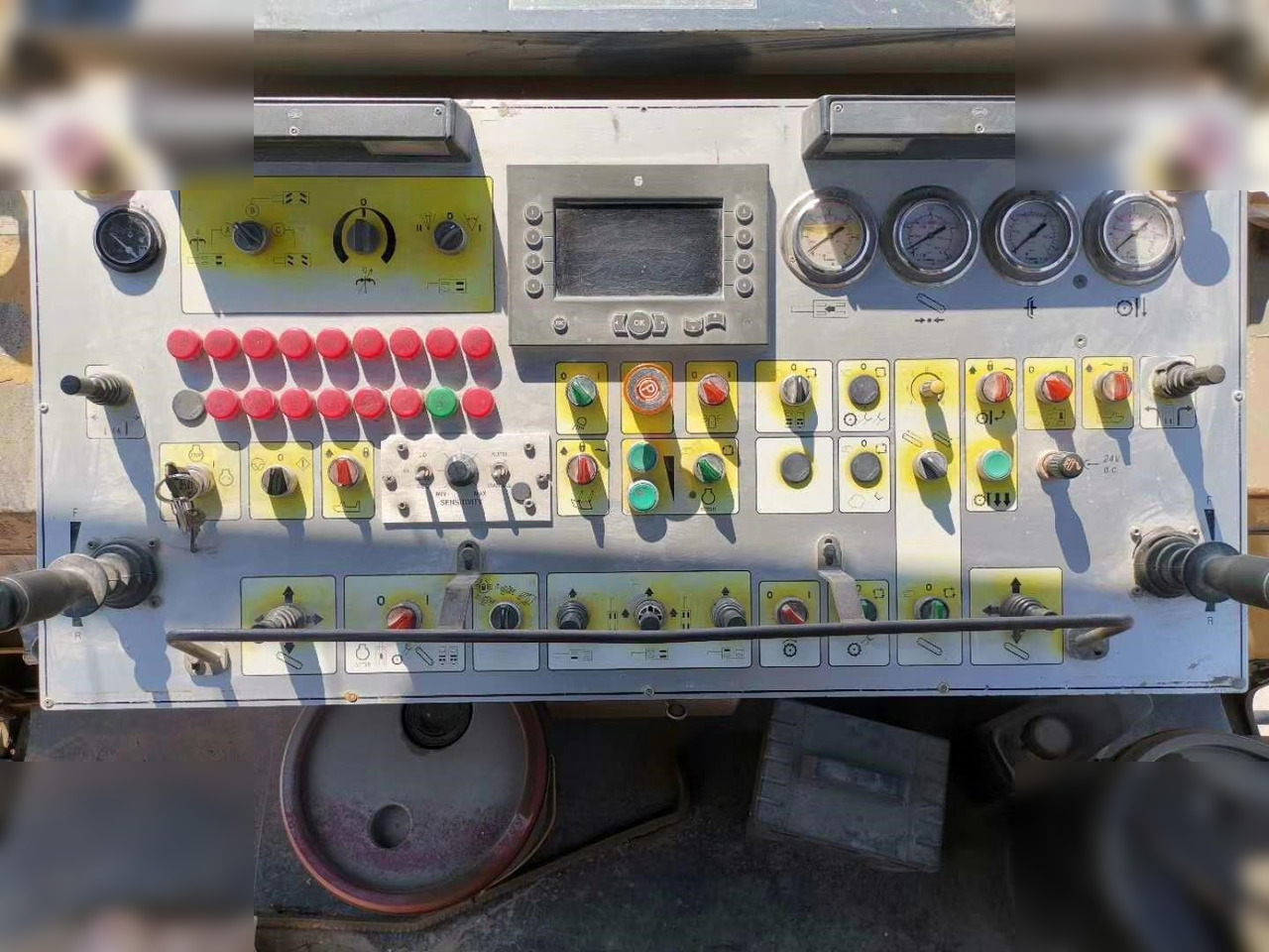 Fresadora en frío 2011 CATERPILLAR PM-200: foto 8